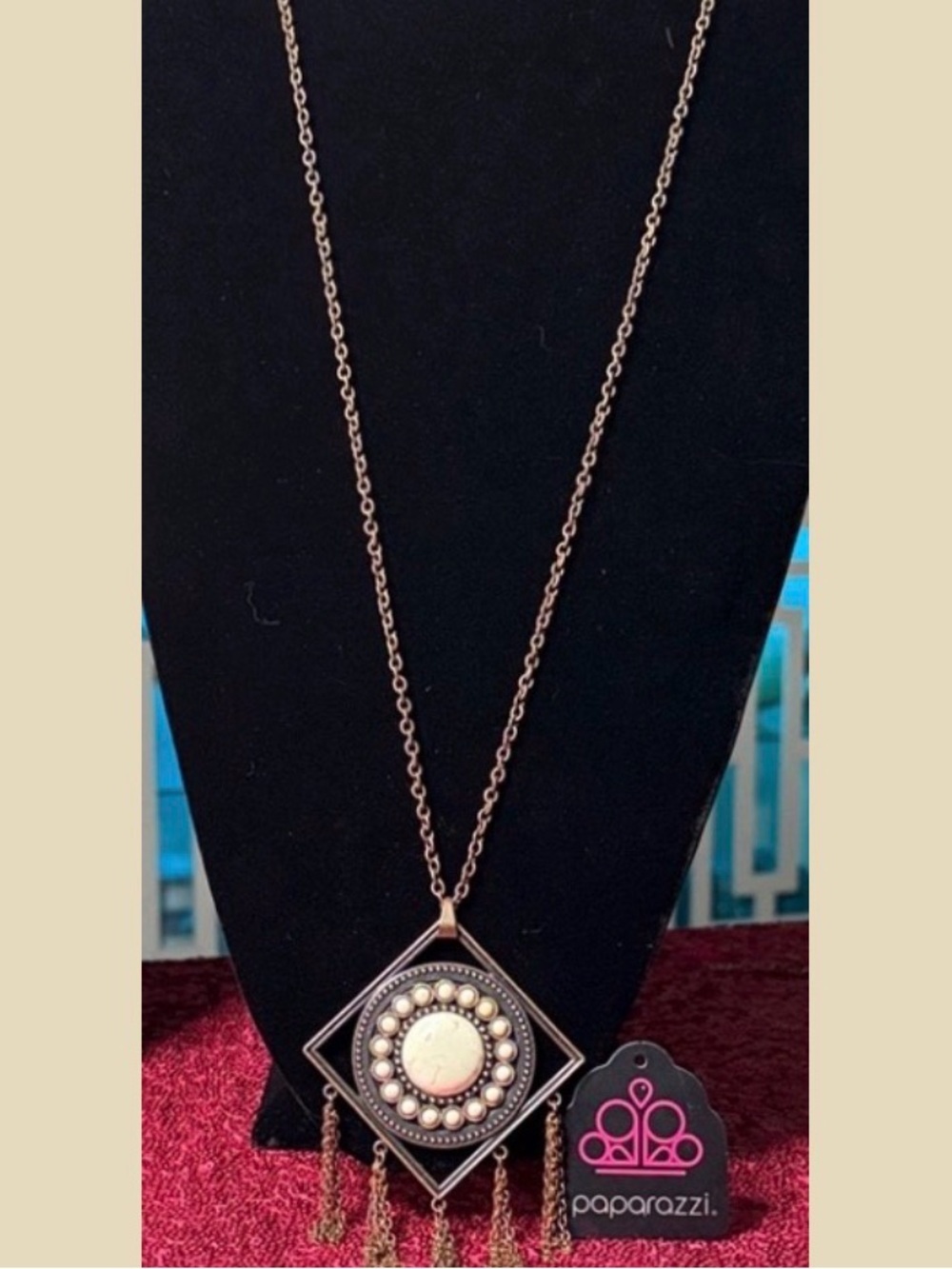 paparazzi Brass Pendant Necklace with Cream Center